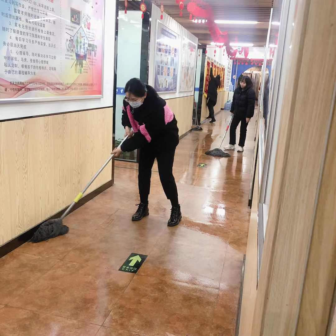 警惕！新增本土病例破百！我在这里看到了极为温暖的一幕！(图6)